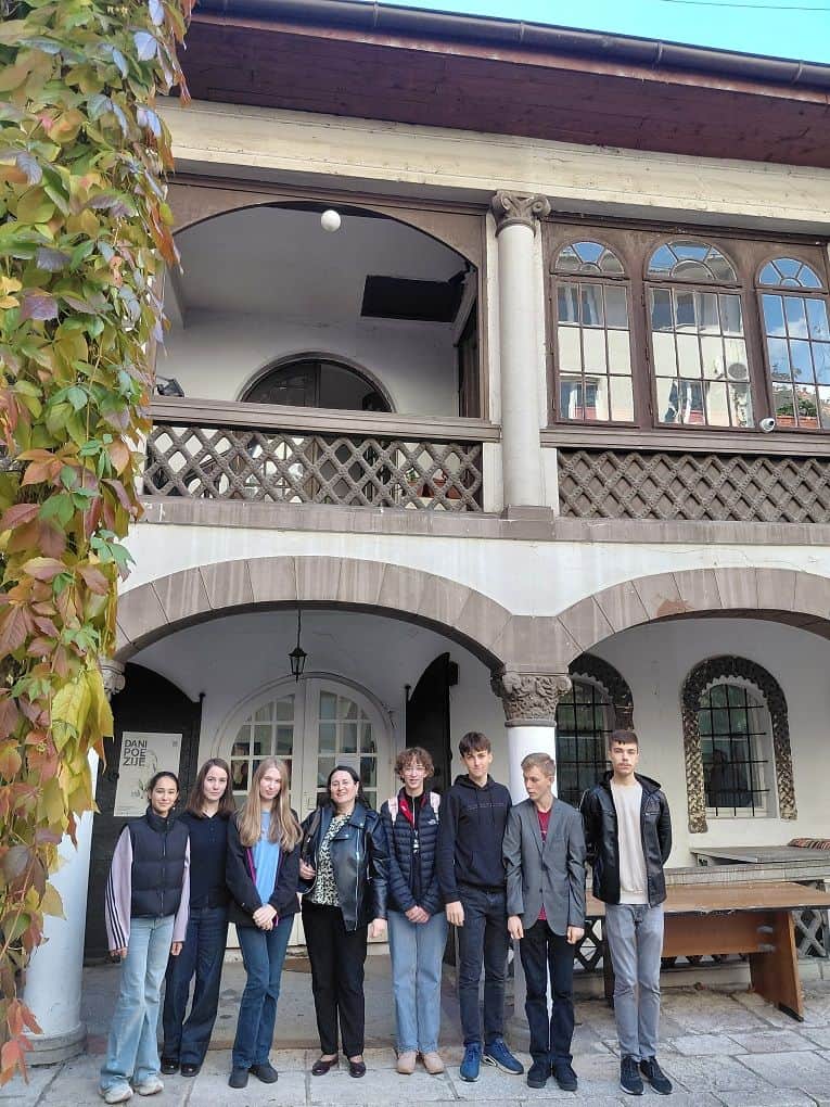 OKTOBAR - MJESEC KNJIGE | Treća gimnazija Sarajevo
