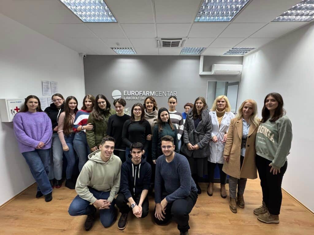 Učenici u posjeti Eurofarm laboratoriju | Treća gimnazija Sarajevo