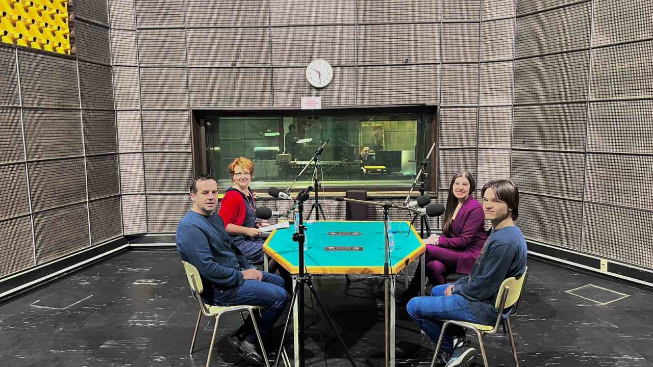 0-02-05-2ca482c4a7f8124b185c9e1819cdd9855c946c29e489548105f8047f3da81caf_cb690c9e7e308374