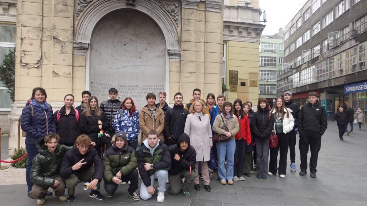 0-02-05-637718b73ae651b31c03b8cc1e60ba5b4f56d61f63b6b57708af90d997cac306_bcc383c7ce4d8f63