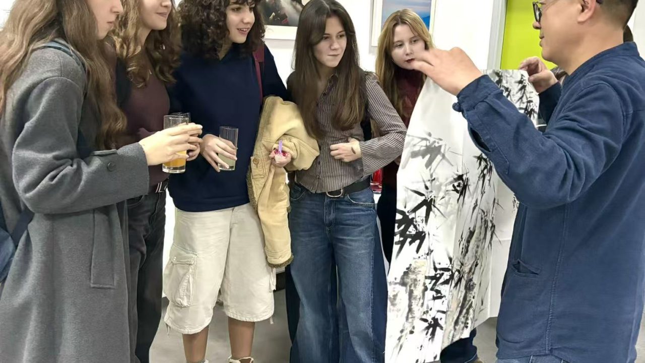 IMG-6e79c72907bae6824105088e477e90cc-V