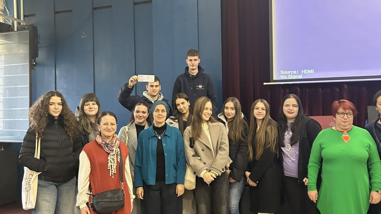 IMG-bba4c31b2052c5db34667785b550cde3-V